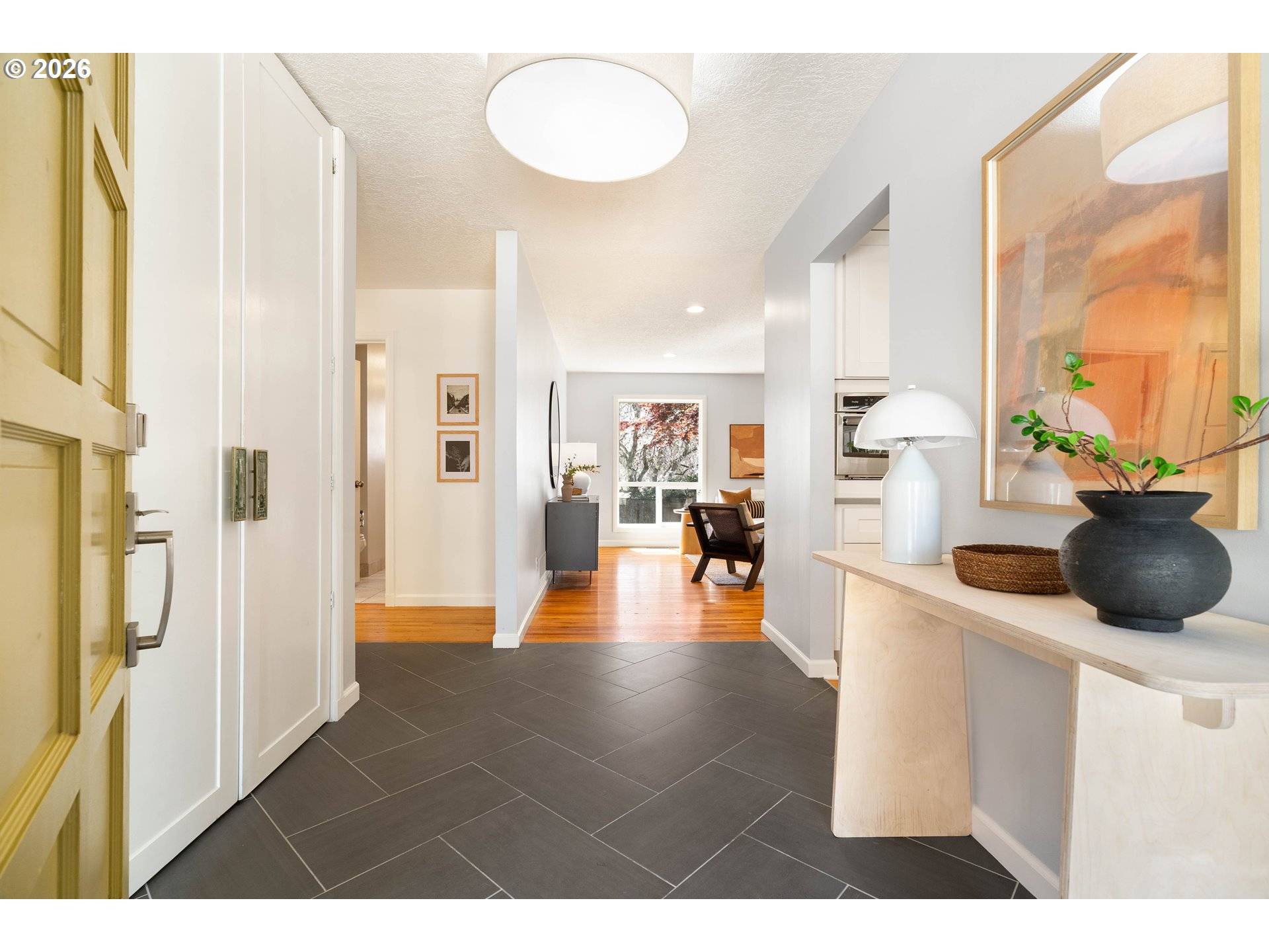 2370 SW TIMBERLINE DR, Portland, OR 97225