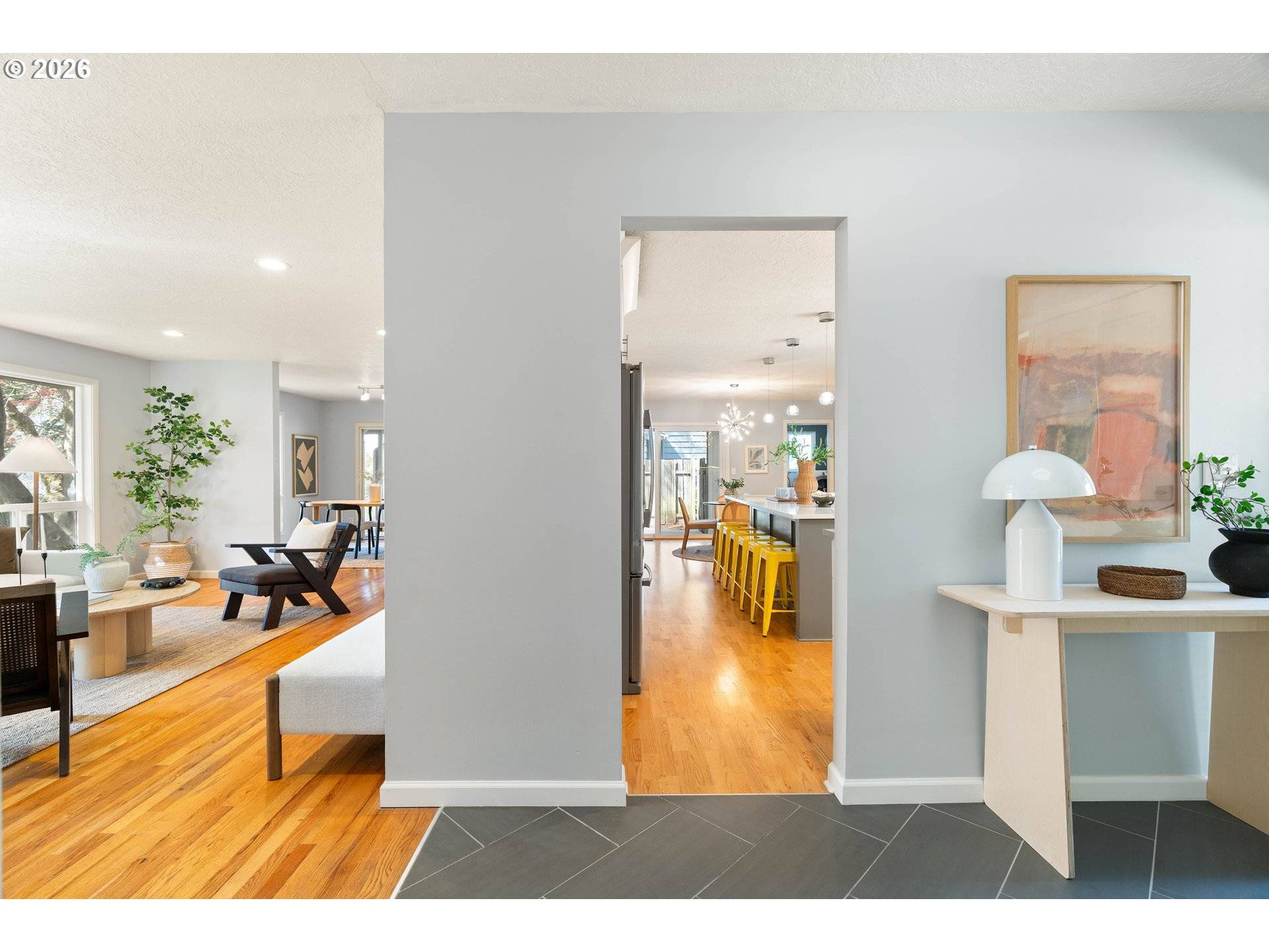 2370 SW TIMBERLINE DR, Portland, OR 97225