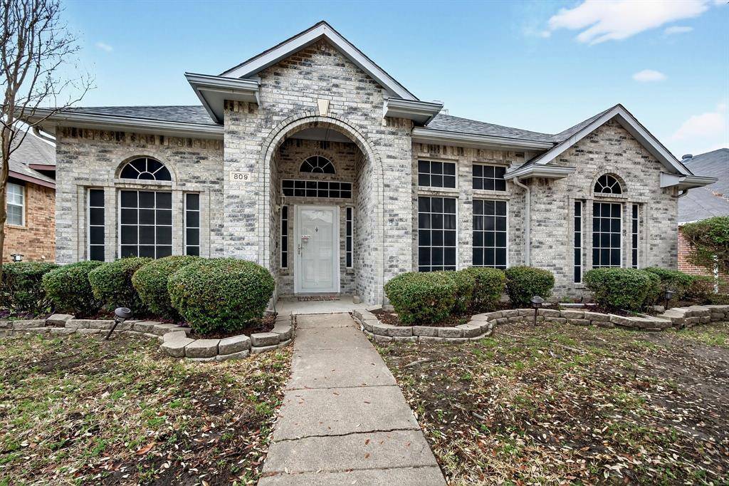 809 Yosemite Trail, Mesquite, TX 75149
