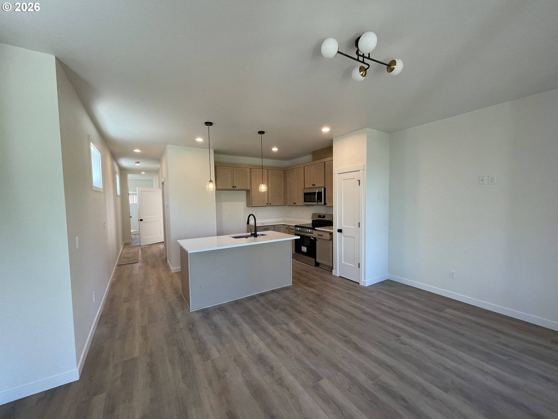 20761 NE Thompson TER, Fairview, OR 97024