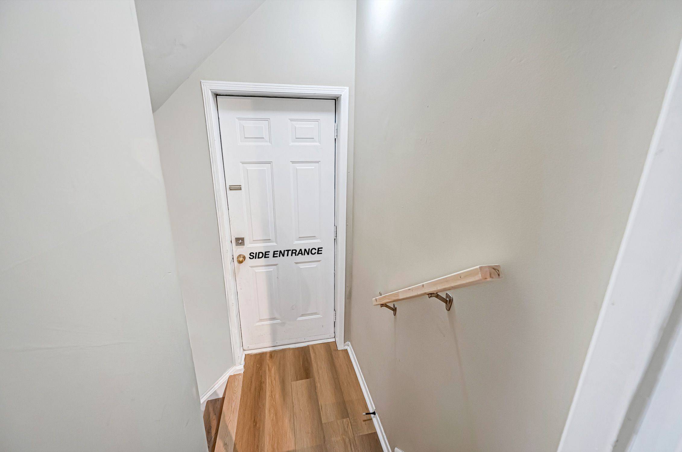 95 Long Point DR, Richmond Hill, ON L4E 3Z7