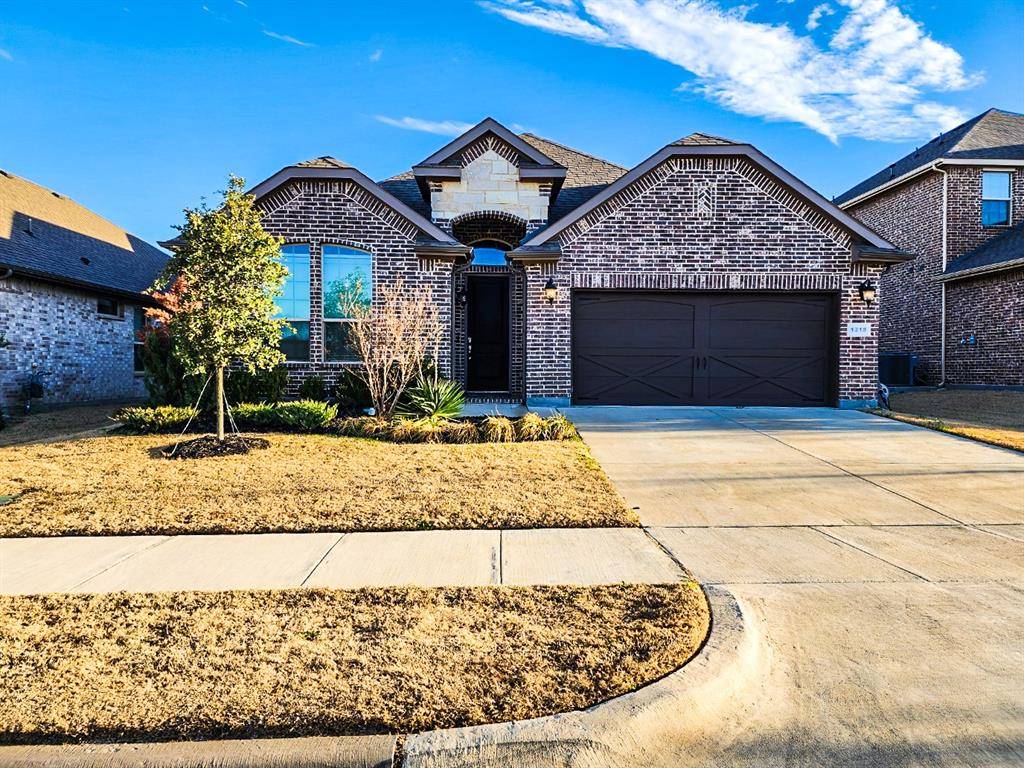 1318 Byars Drive, Arlington, TX 76002