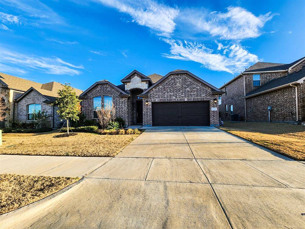 1318 Byars Drive, Arlington, TX 76002