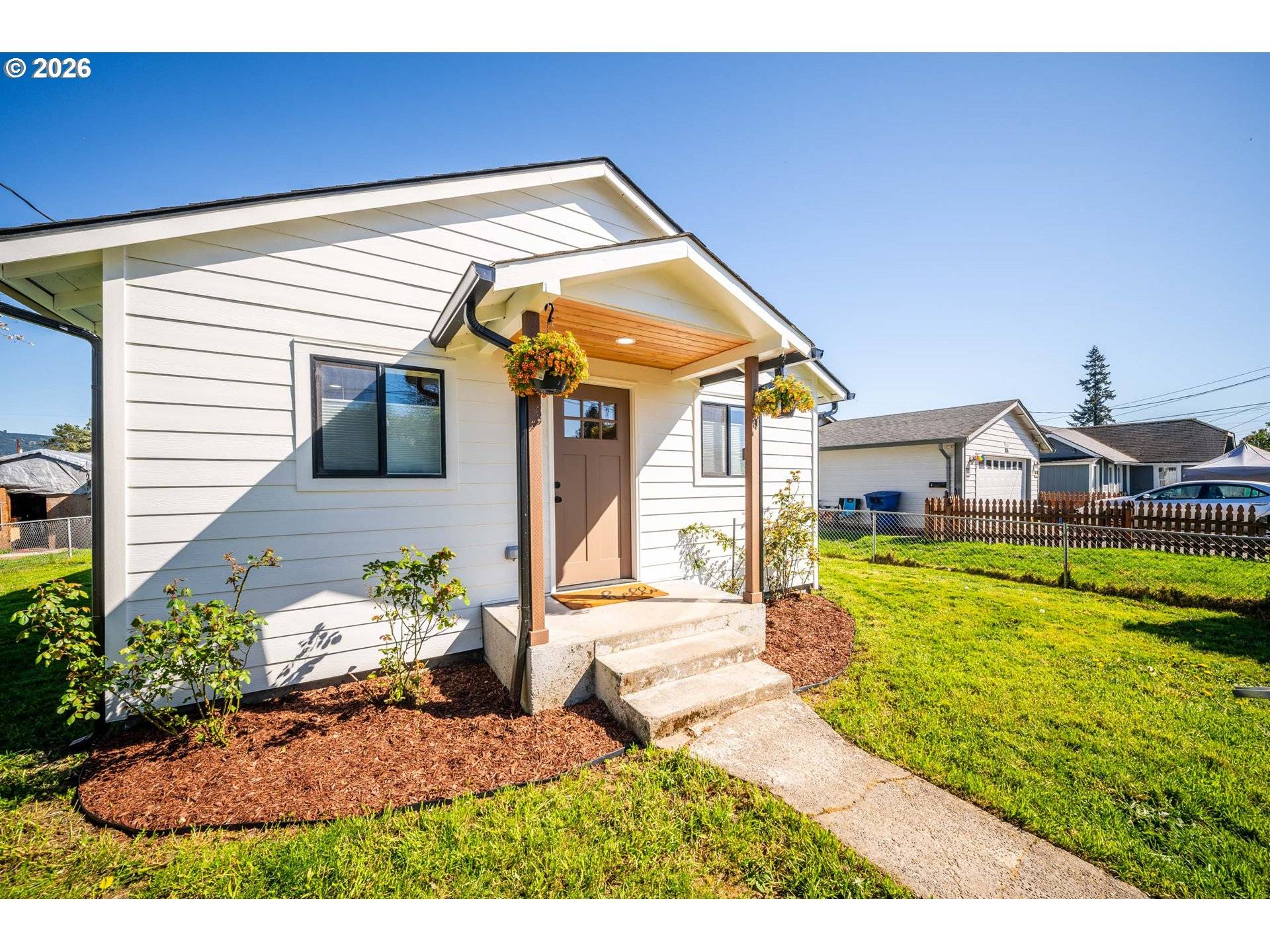 804 S 7TH AVE, Kelso, WA 98626