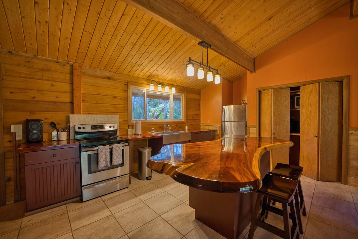19-4181 KE KOA NUI ST, Volcano, HI 96785