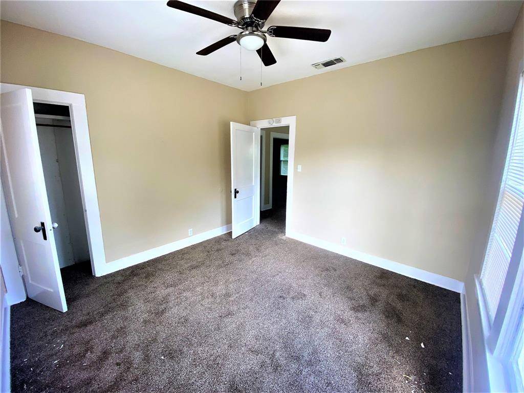 101 LaRue Street, Athens, TX 75751