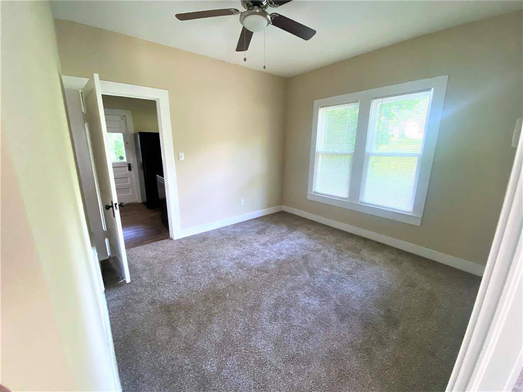 101 LaRue Street, Athens, TX 75751