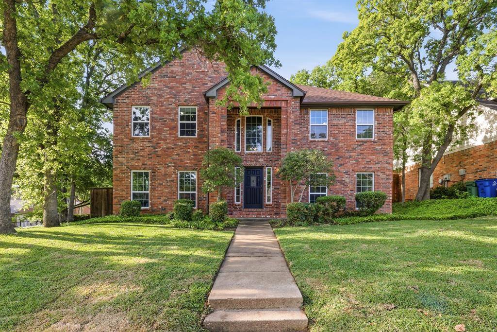 1801 Rolling Ridge Drive, Grapevine, TX 76051