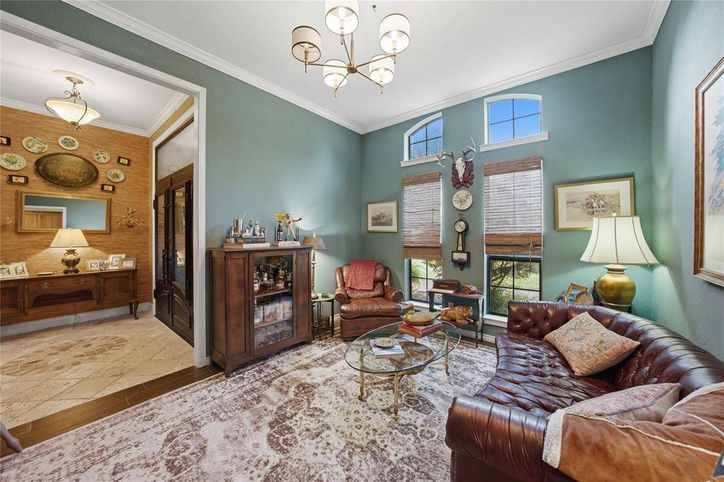 603 Country Club Circle, Athens, TX 75751