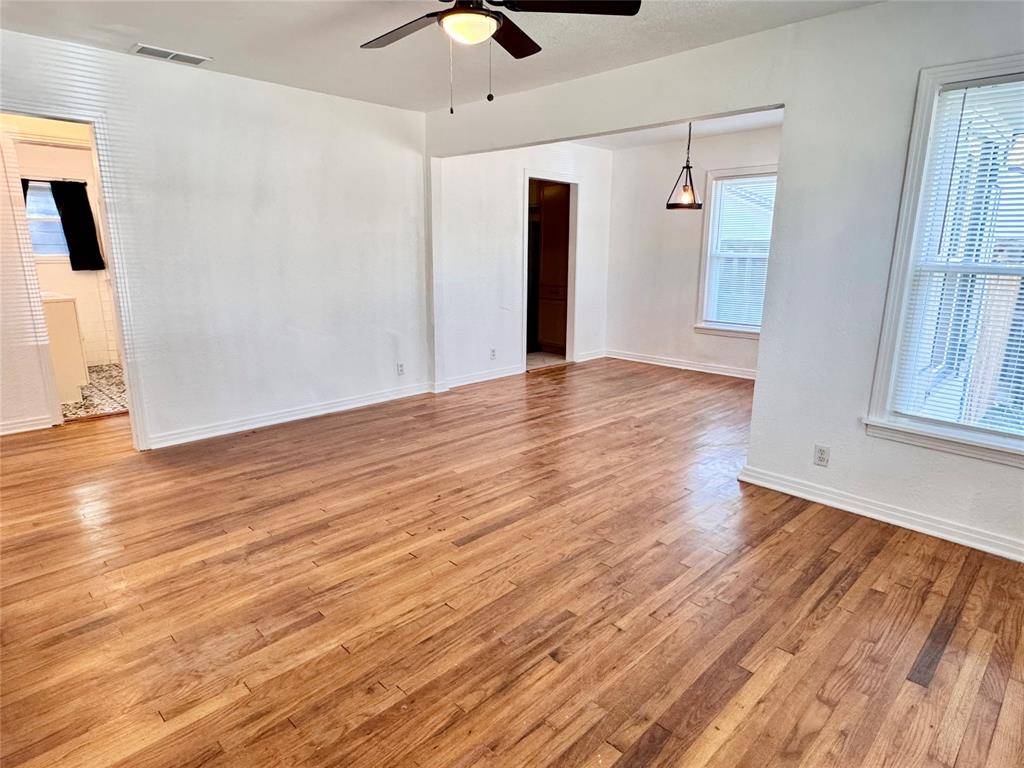 4236 Voncille Street, Haltom City, TX 76117