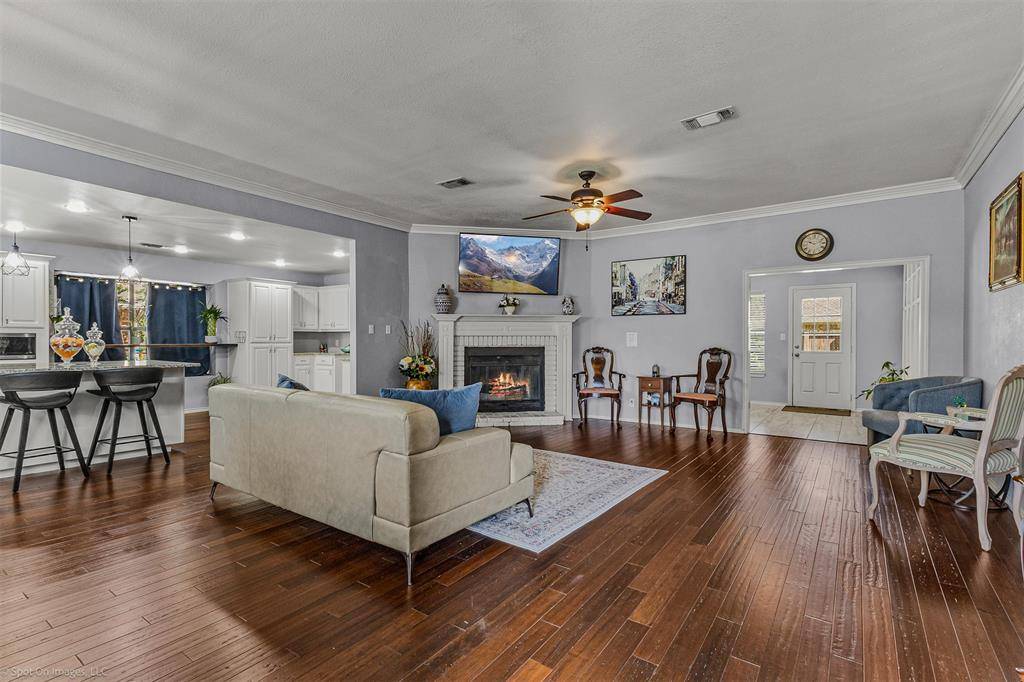 1531 Pickwick Lane, Denton, TX 76209