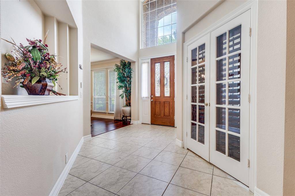 6623 Sapphire Circle S, Colleyville, TX 76034