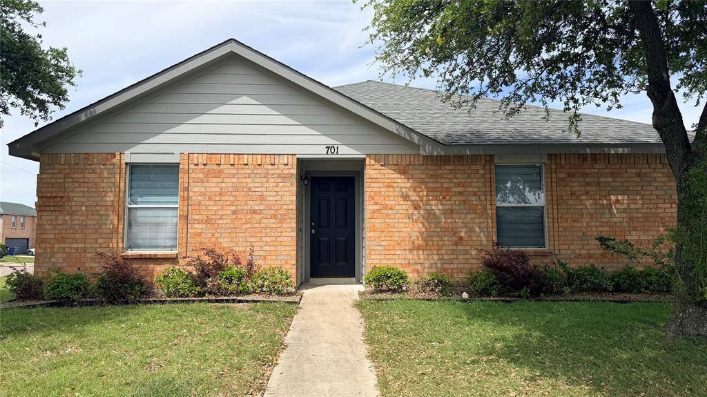 701 E Kirnwood Drive, Dallas, TX 75241