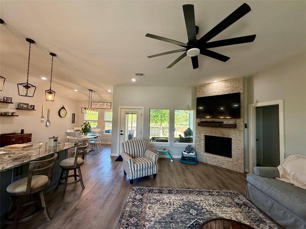 7705 Feather Bay Drive, Brownwood, TX 76801