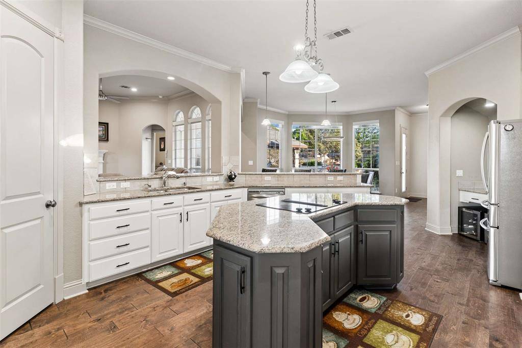 2014 Stone Canyon Court, Arlington, TX 76012