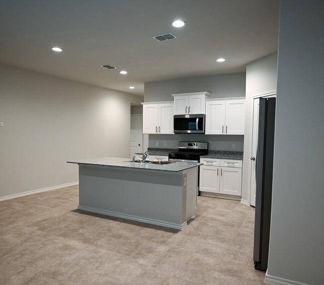 524 Derby Lane, Springtown, TX 76082