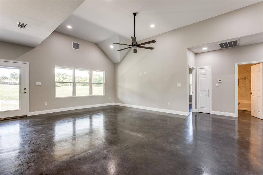 2909 Blue Heron Circle, Mount Pleasant, TX 75455