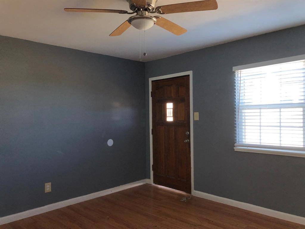 620 E Sears Street, Denison, TX 75021