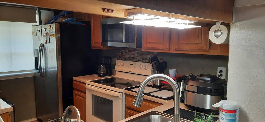 2121 Park Willow Lane #C, Arlington, TX 76011