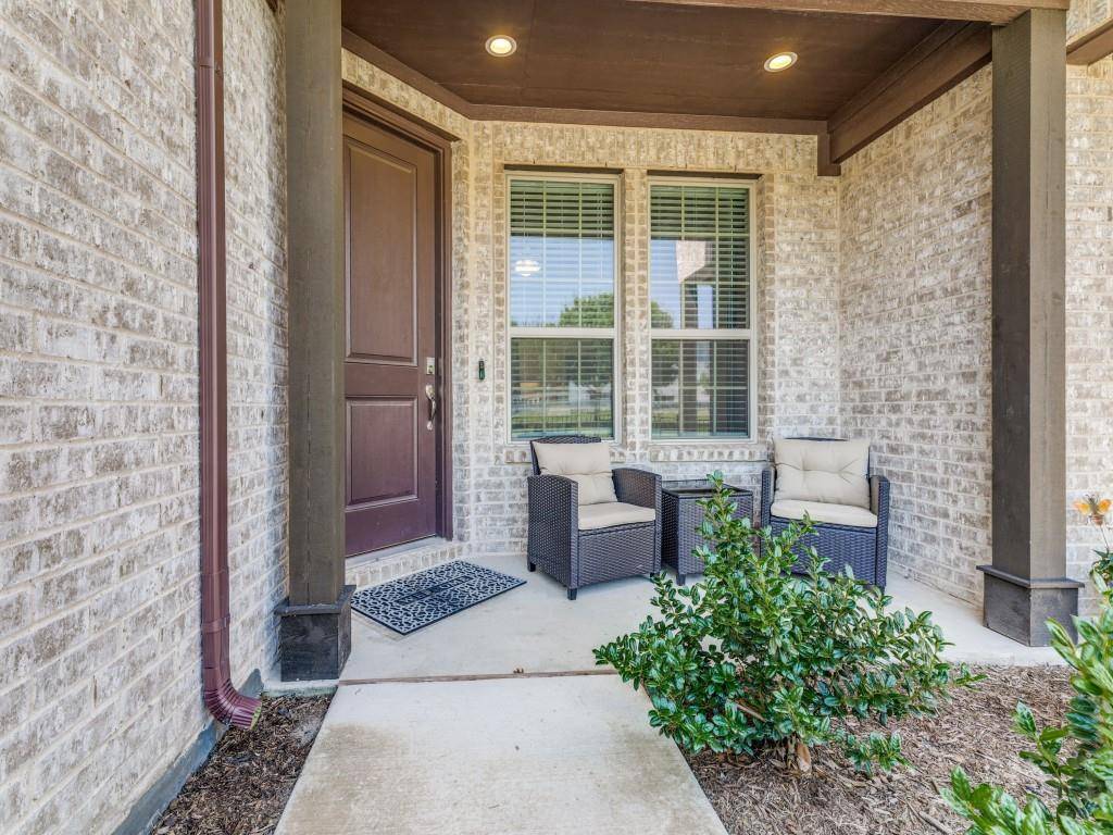 5944 Bursey Road, Watauga, TX 76148