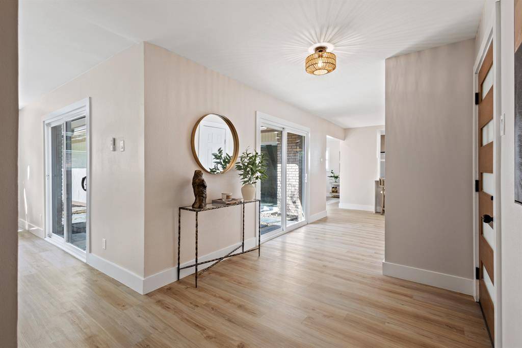 10528 Swallow Lane, Dallas, TX 75218