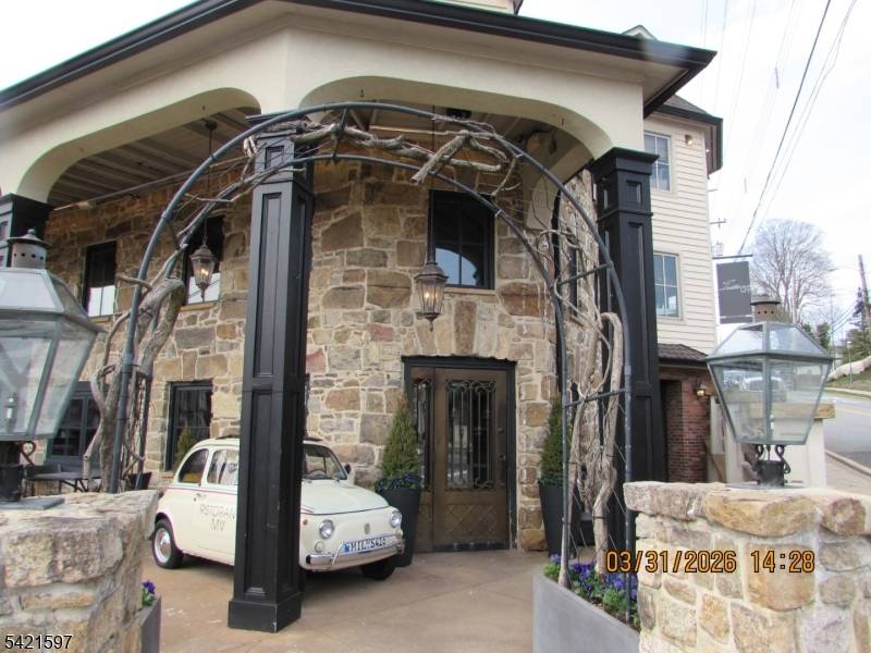 1 Mill St, Bernardsville Boro, NJ 07924