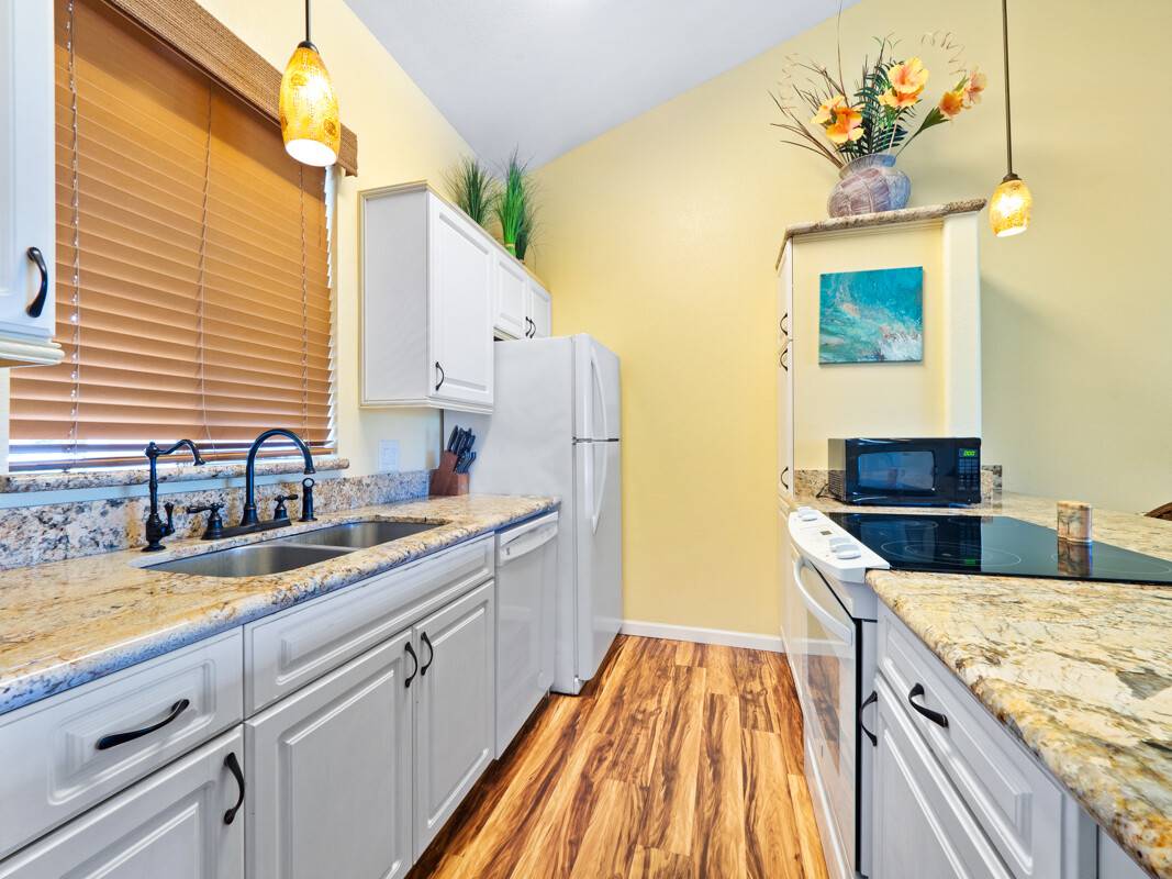 75-6081 ALII DR #A206, Kailua Kona, HI 96740