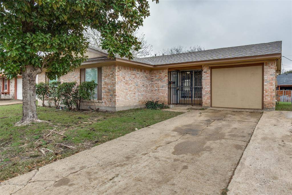 3336 Pacesetter Drive, Dallas, TX 75241