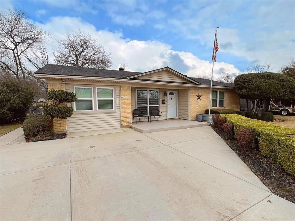 905 Miranda Drive, Mesquite, TX 75149