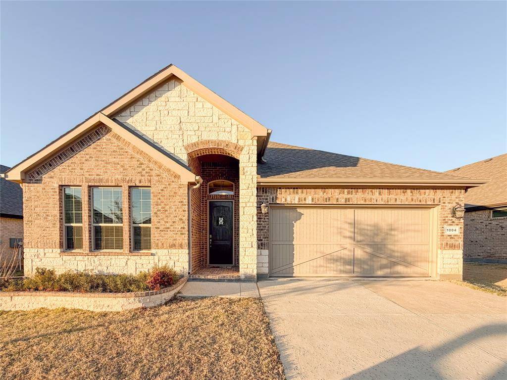 1004 Westwood Lane, Argyle, TX 76226