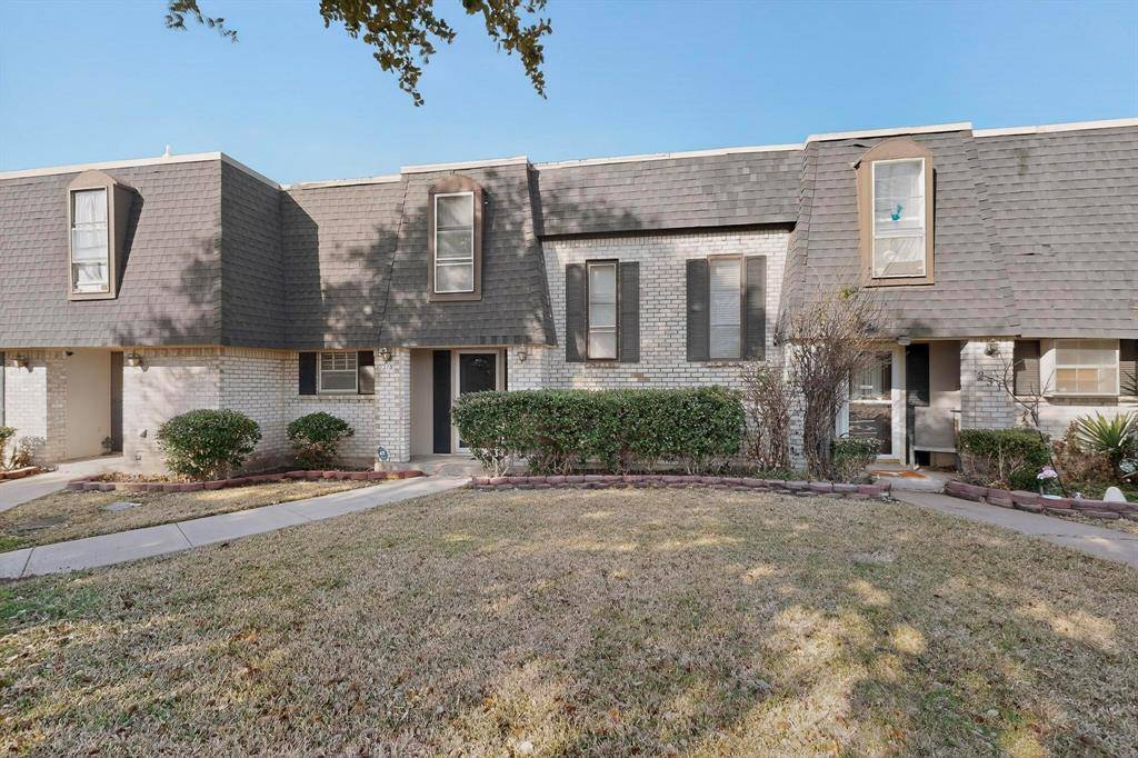 2315 Blue Sage Lane, Arlington, TX 76014