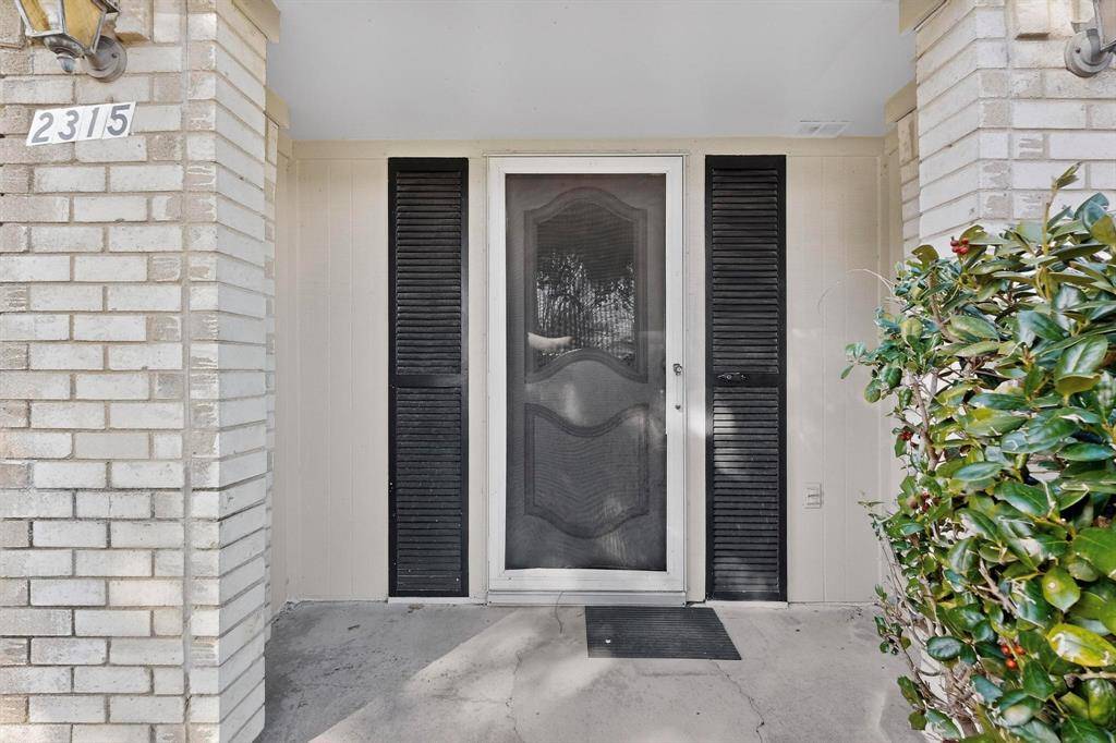 2315 Blue Sage Lane, Arlington, TX 76014