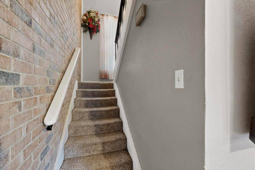 2315 Blue Sage Lane, Arlington, TX 76014