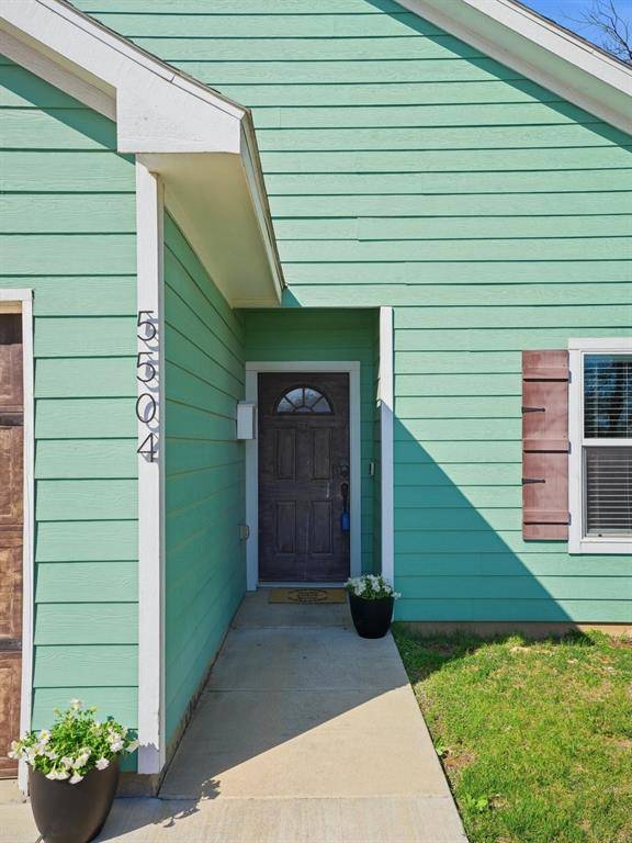 5504 Wellesley Avenue, Fort Worth, TX 76107