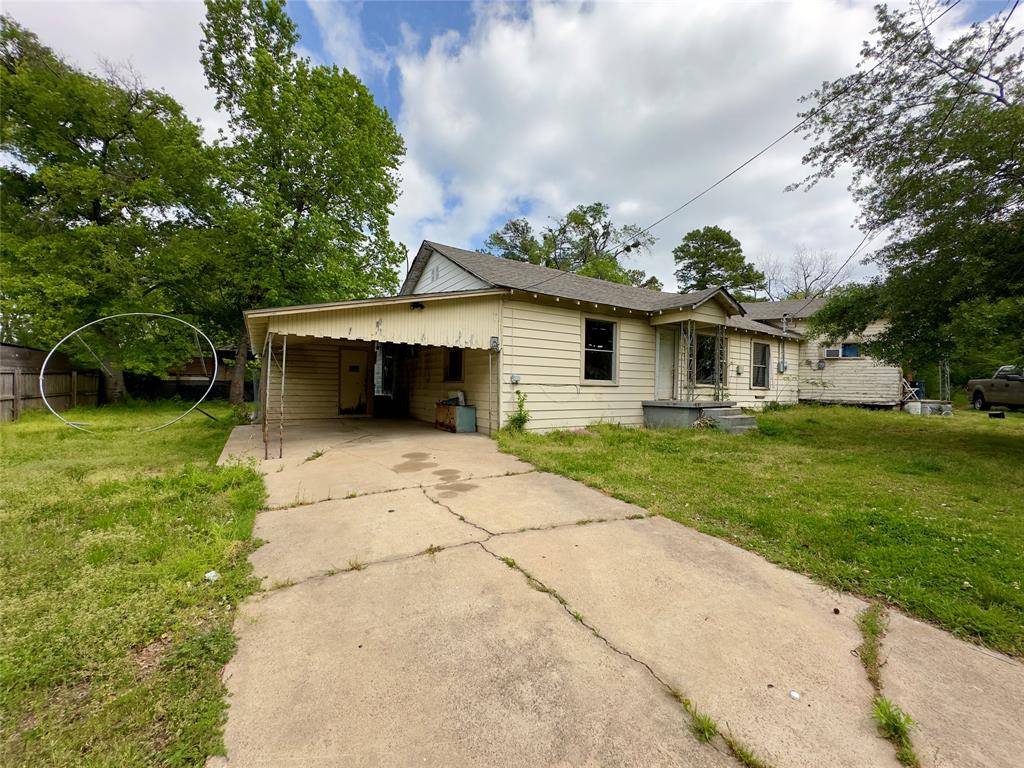 208 Anglin Street, Sulphur Springs, TX 75482