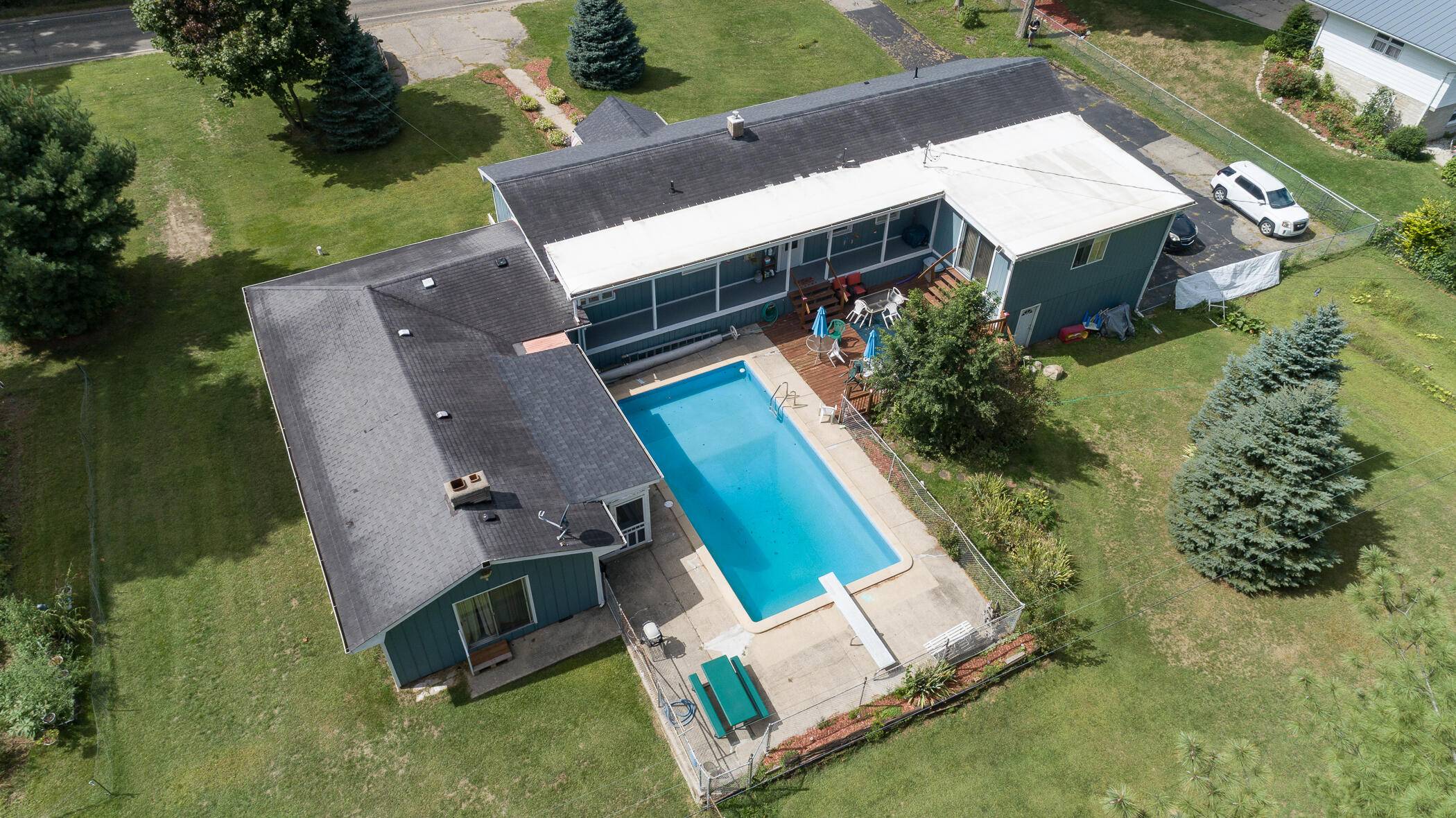 55081 Buckhorn RD, Parktownship_stjoseph, MI 49093