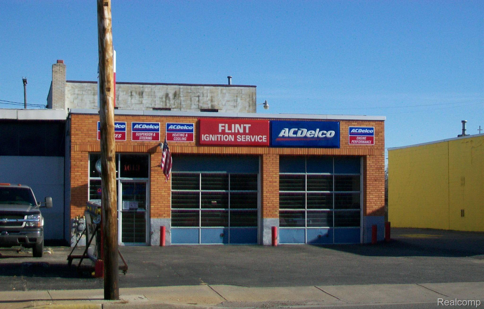 1613 S Saginaw ST, Flint, MI 48503