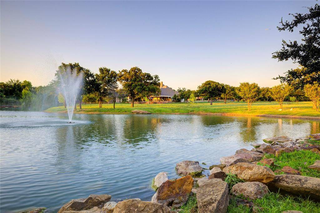 2450 Post Oak Drive, Corinth, TX 76210