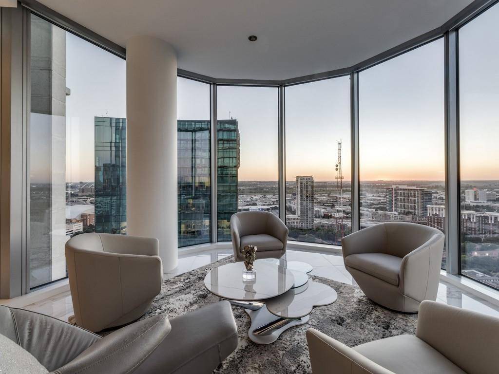 2900 Mckinnon Street #2204, Dallas, TX 75201