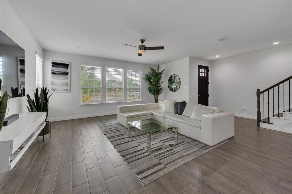 6833 Andrew Drive, North Richland Hills, TX 76180