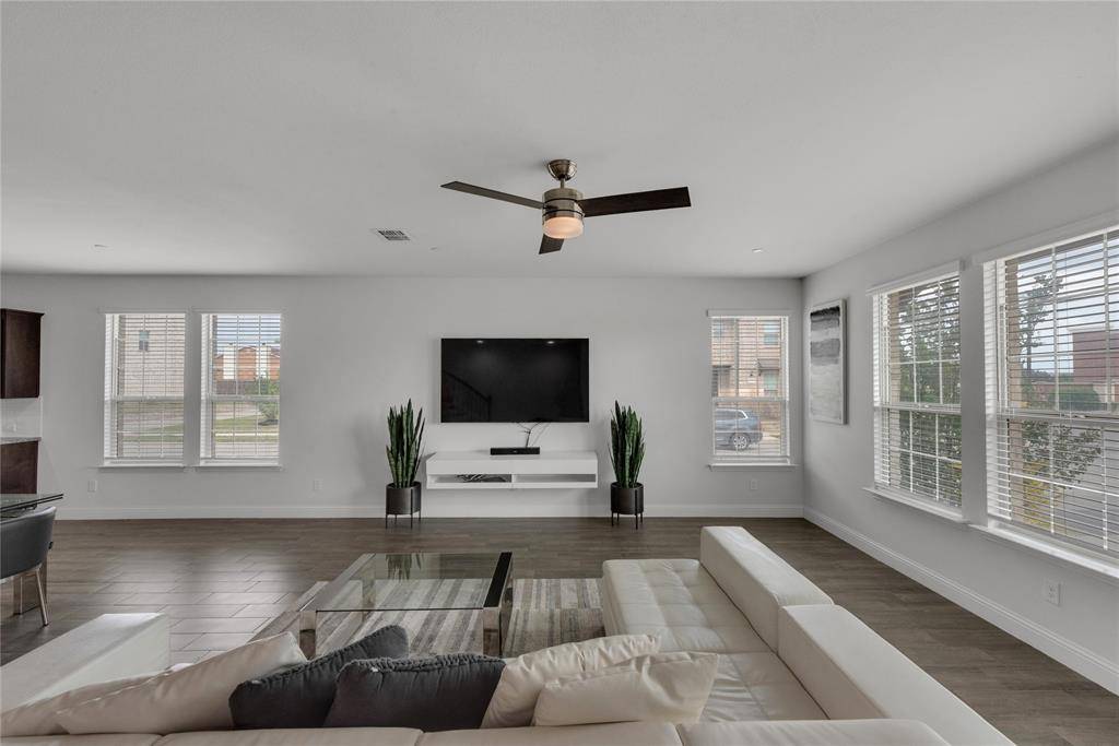 6833 Andrew Drive, North Richland Hills, TX 76180