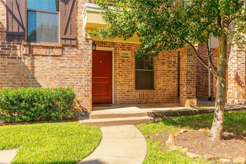2104 Azure Pointe, Richardson, TX 75080
