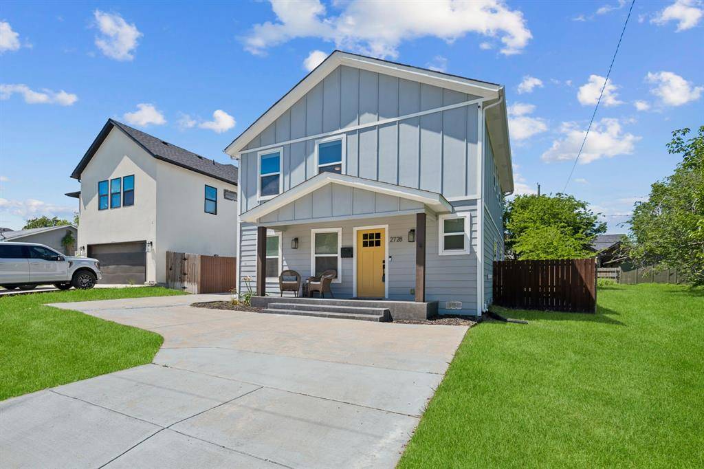 2728 Livingston Avenue, Fort Worth, TX 76110