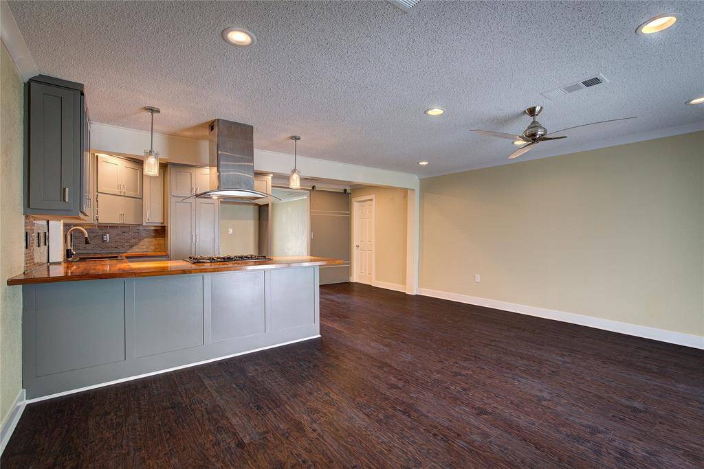 1507 Crestridge Drive, Mesquite, TX 75149