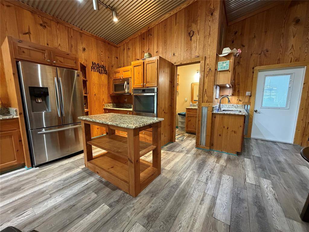 7355 County Road 456, Stephenville, TX 76401