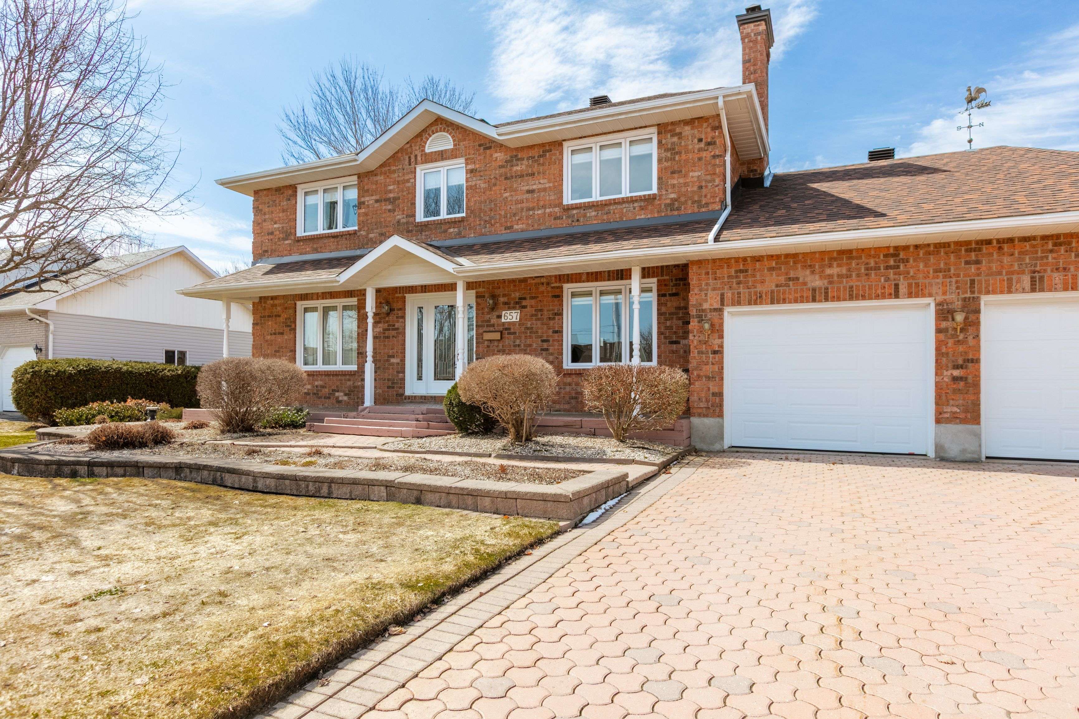 657 Ste Anne ST, Casselman, ON K0A 1M0