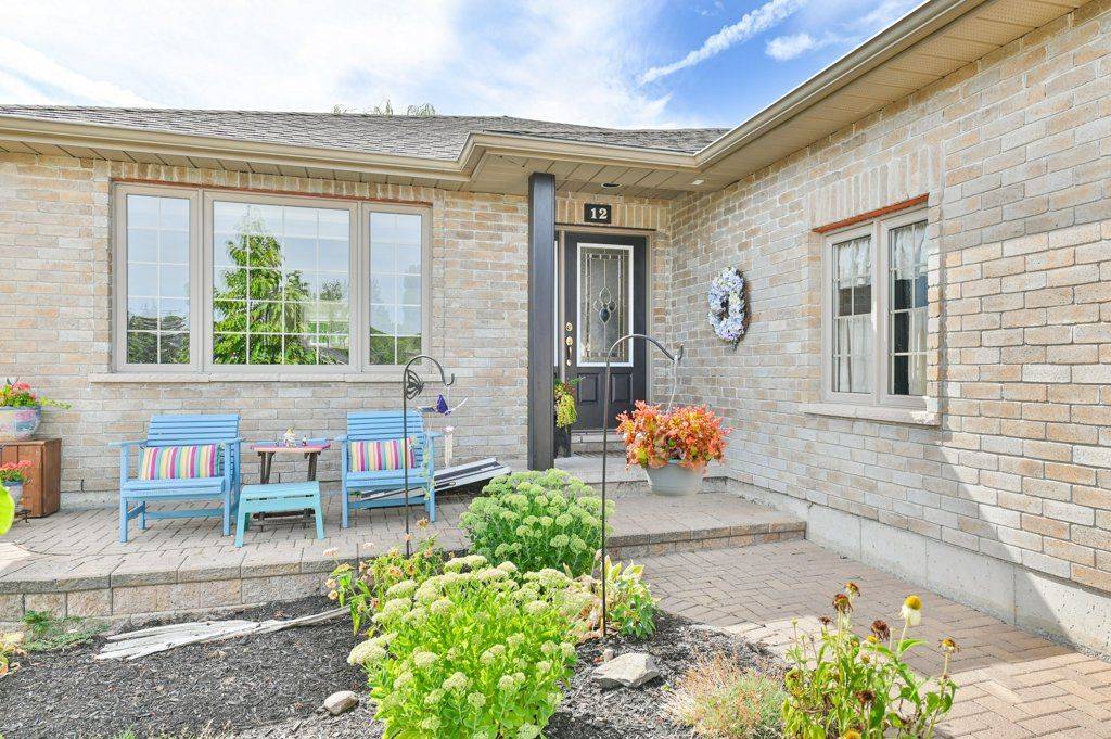 12 Stonegate CRES, Quinte West, ON K0K 2C0