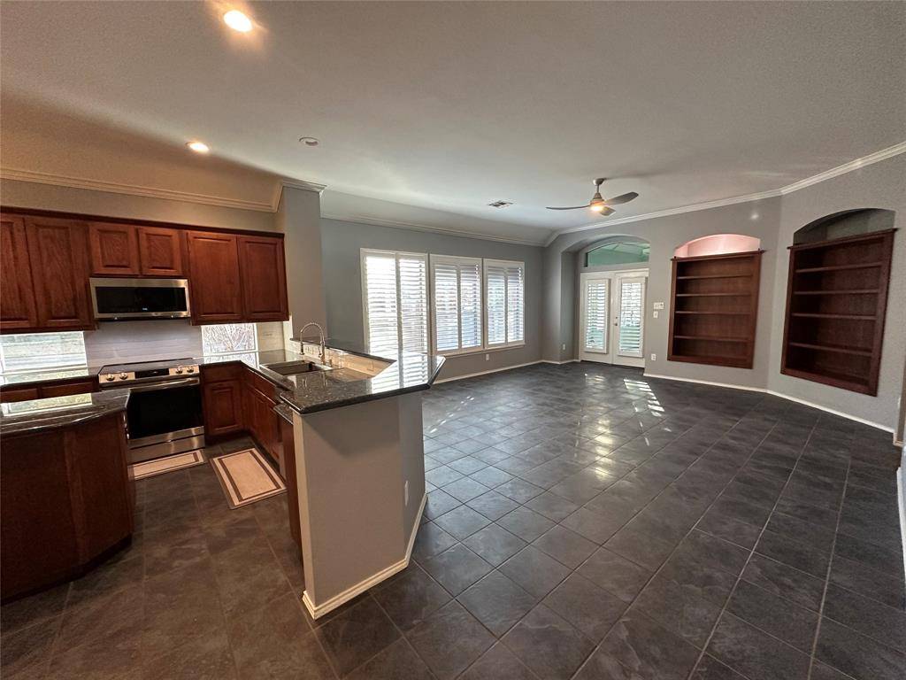 2866 Vacherie Lane, Dallas, TX 75227