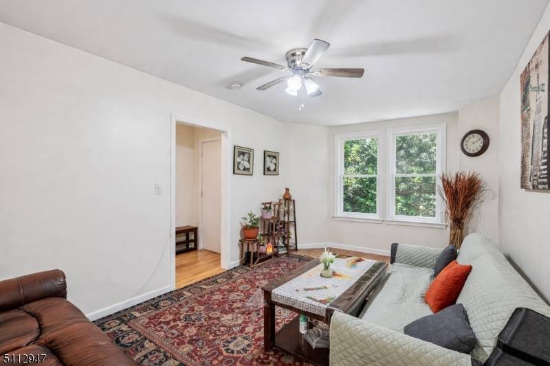 20 Concord St, Jersey City, NJ 07306