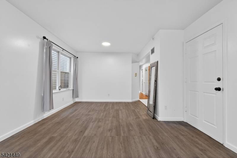 452 Marshall St, Elizabeth City, NJ 07206